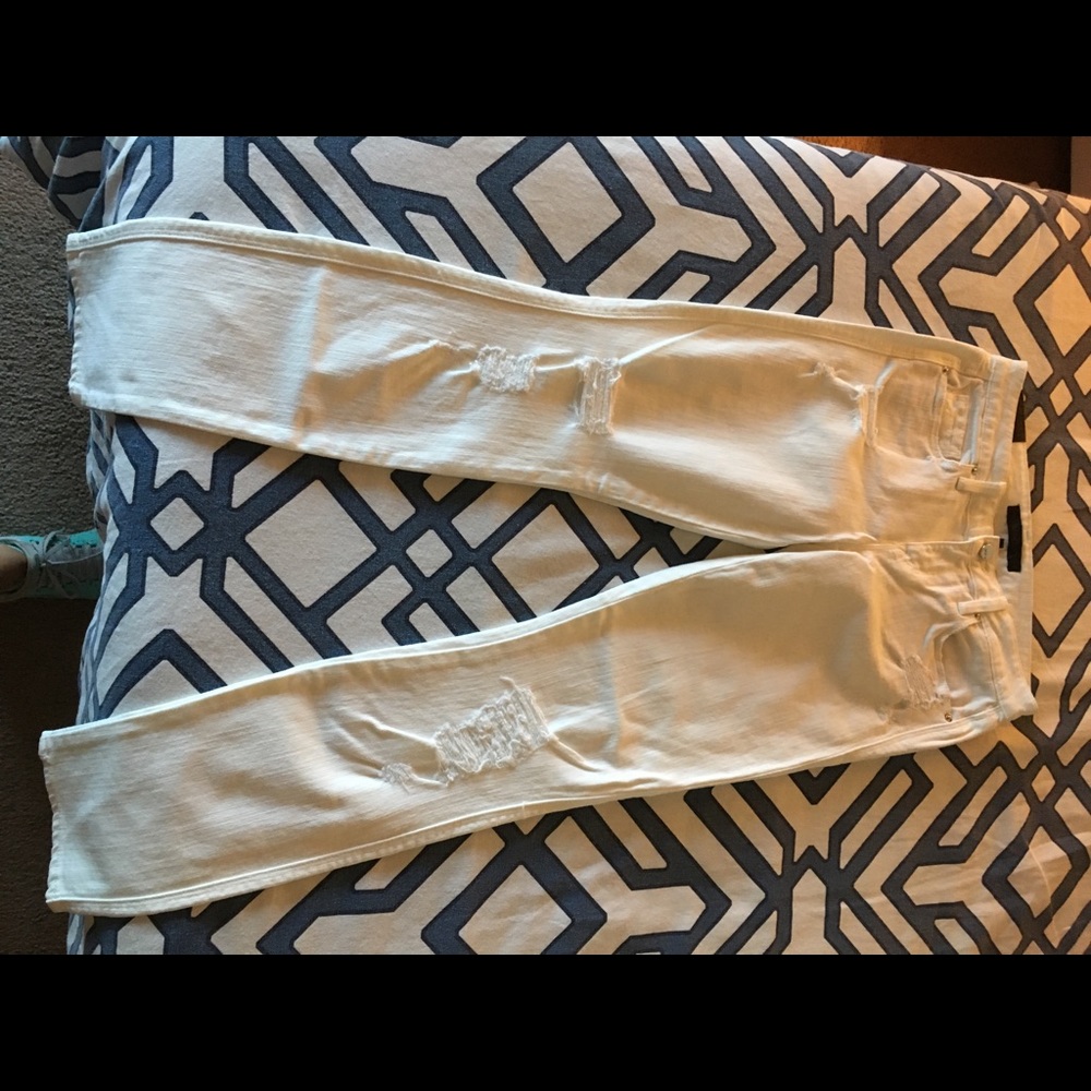 Genetic Denim. NWT!!